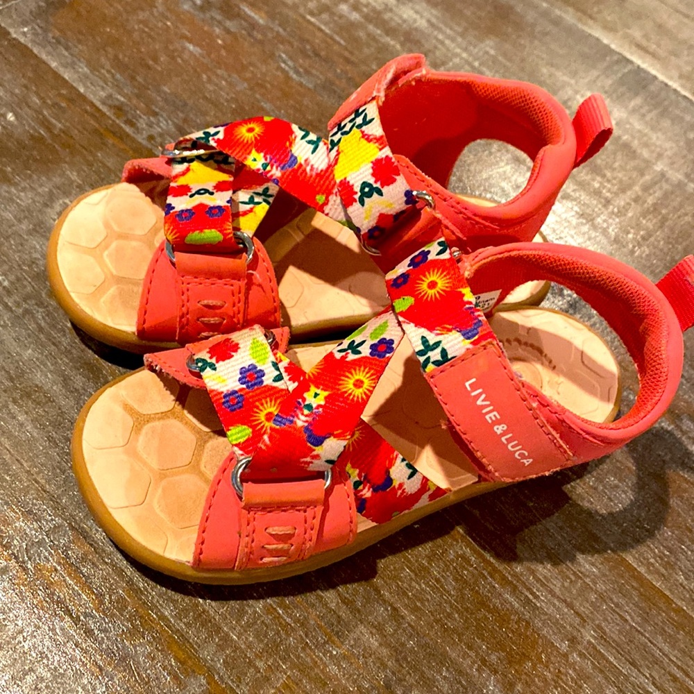 Livie & Luca pink floral sandals size 9 - Picture 2 of 3